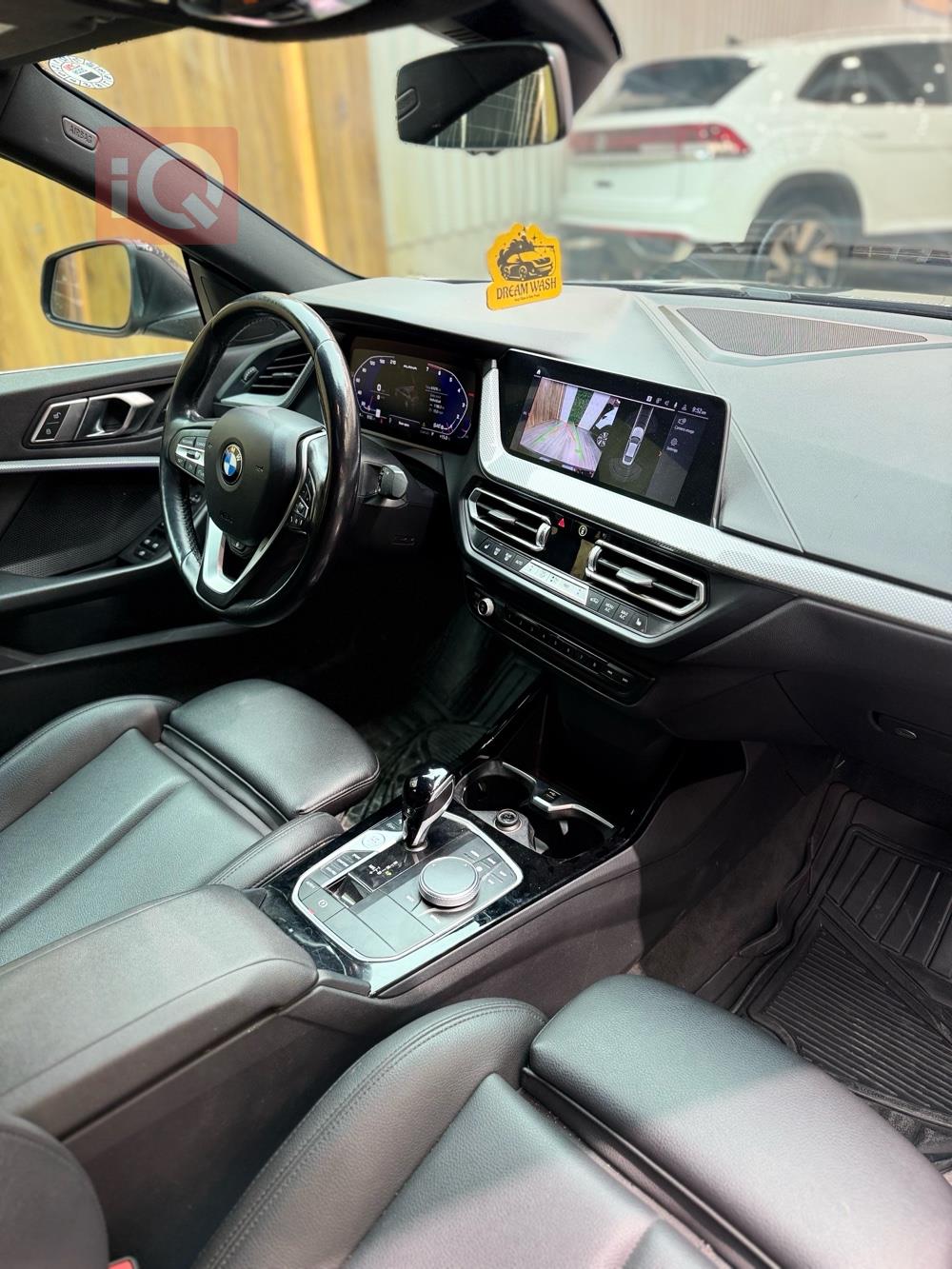 بي ام دبليو الفئة 2